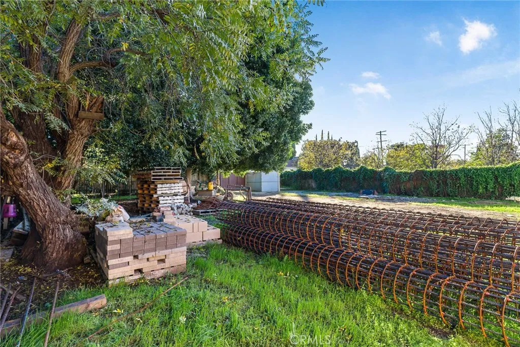 Additional image 100 of 17806 Erwin St, Encino, CA 91316