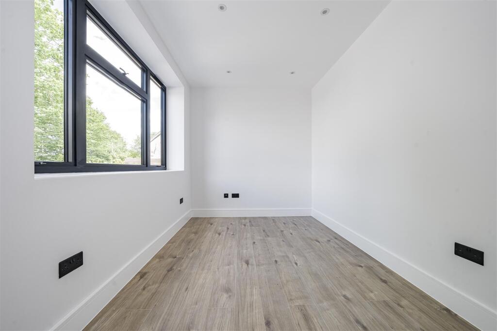 Additional image 9 of Mount Pleasant Lane, Bricket Wood