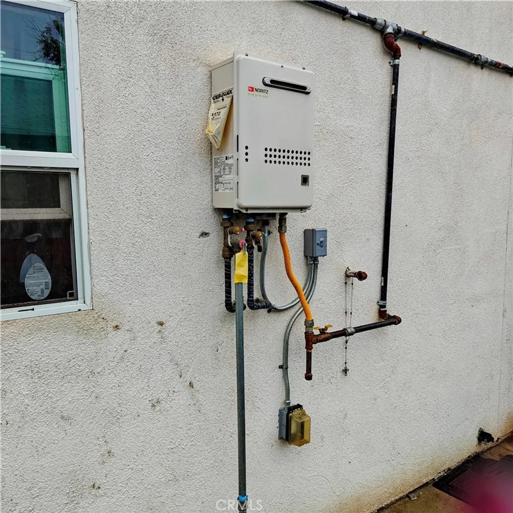 Additional image 7 of 2425 S 10th Street, Fresno, CA 93725