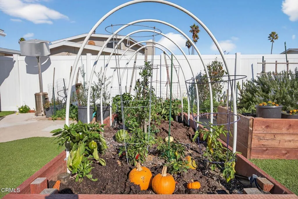 Additional image 71 of 1040 Dover Lane, Ventura, CA 93001