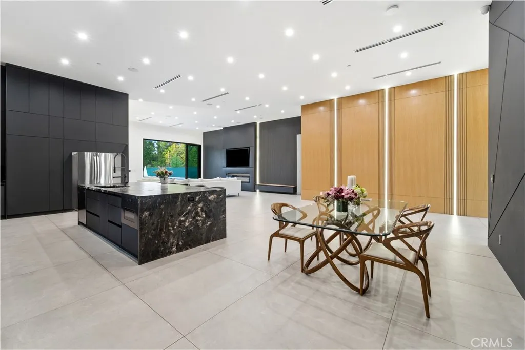 Additional image 22 of 23227 Burbank Boulevard, Woodland Hills, CA 91367