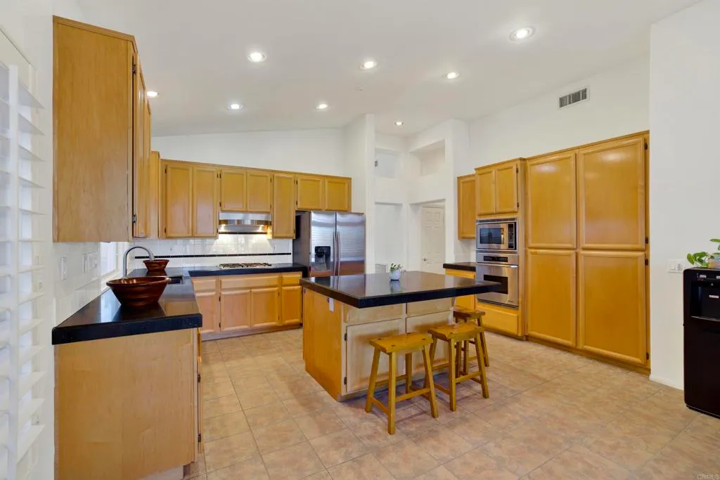 Additional image 13 of 2022 Highland View Gln, Escondido, CA 92026