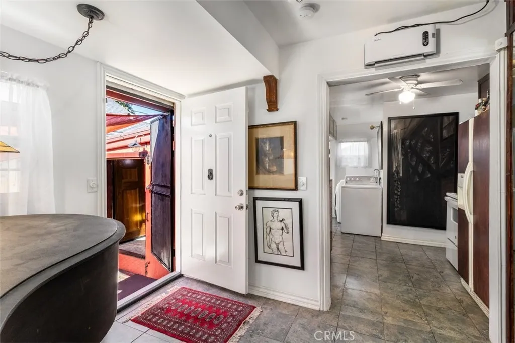 Additional image 33 of 657 W 66th St, Los Angeles, CA 90044