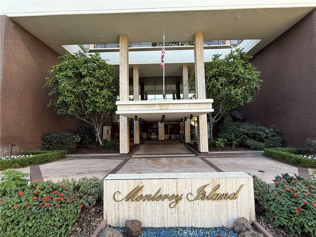 Additional image 2 of 222 Monterey Road Unit 206, Glendale, CA 91206