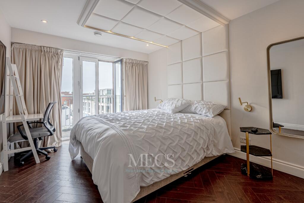 Additional image 12 of Royal Arch Apartments, The Mailbox, Wharfside Street, Birmingham, West Midlands, B1 1RB