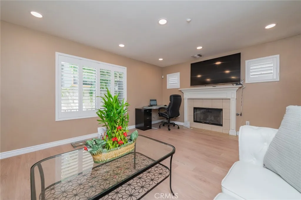 Additional image 4 of 819 W Duarte Road, Monrovia, CA 91016