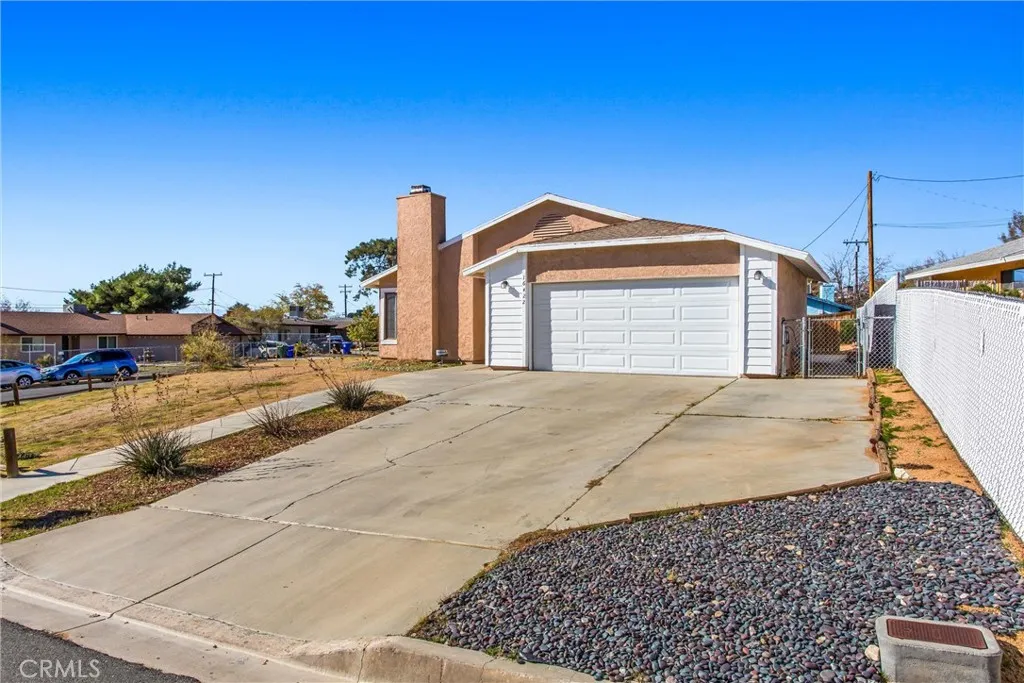 Additional image 37 of 16422 Tolowa Rd, Apple Valley, CA 92307