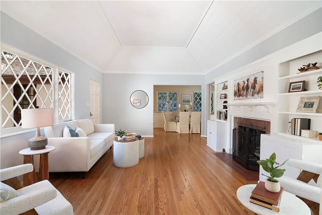 Additional image 10 of 1324 W Morningside Dr, Burbank, CA 91506