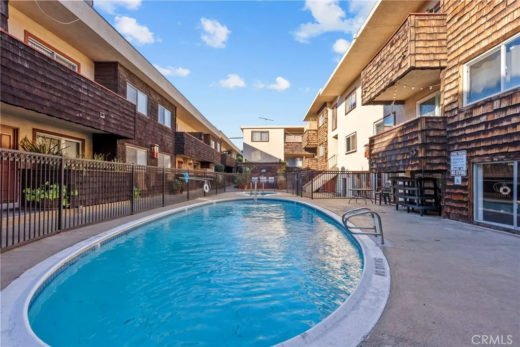 Additional image 27 of 5400 Newcastle Unit 12, Encino, CA 91316