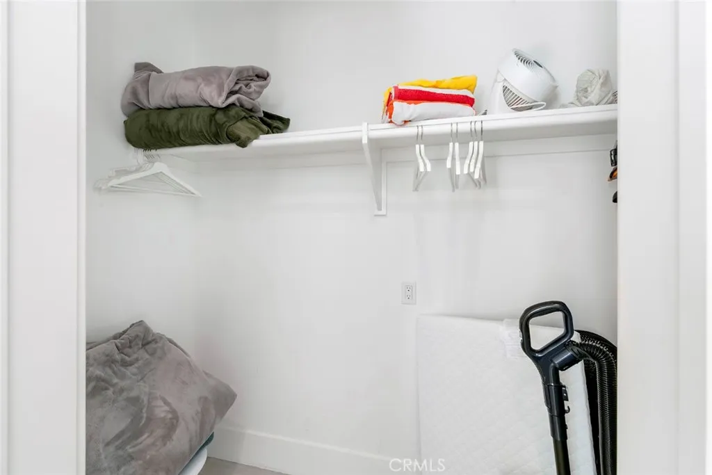 Additional image 21 of 417 E Bay Ave, Newport Beach, CA 92661