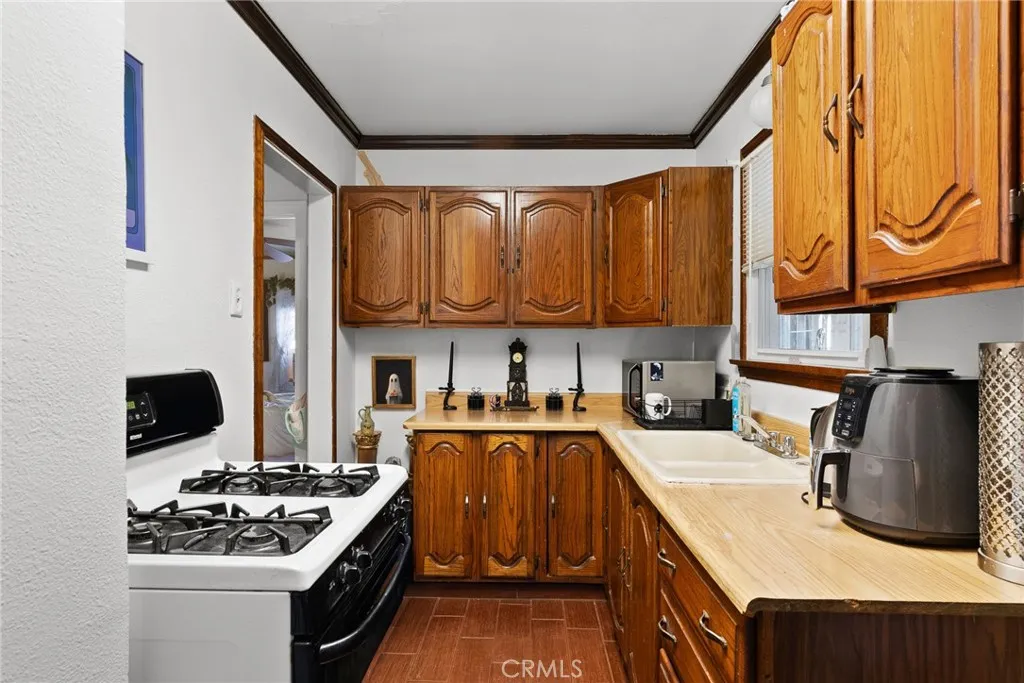 Additional image 18 of 17806 Erwin St, Encino, CA 91316