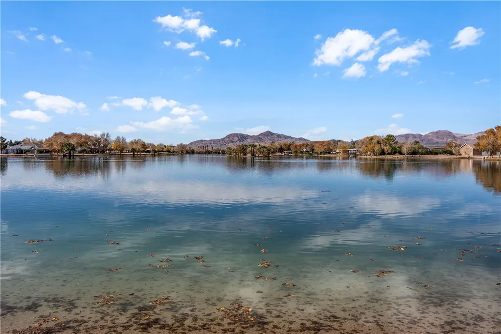 Additional image 7 of 37176 Rozanne Dr, Newberry Springs, CA 92365