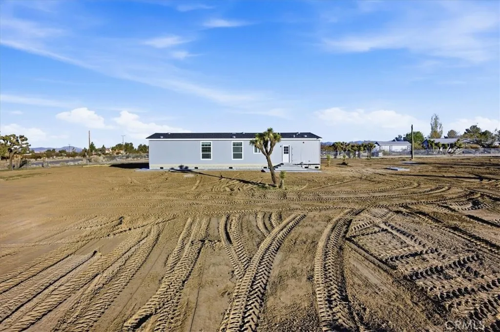 Additional image 29 of 12076 Lager Road, Phelan, CA 92371