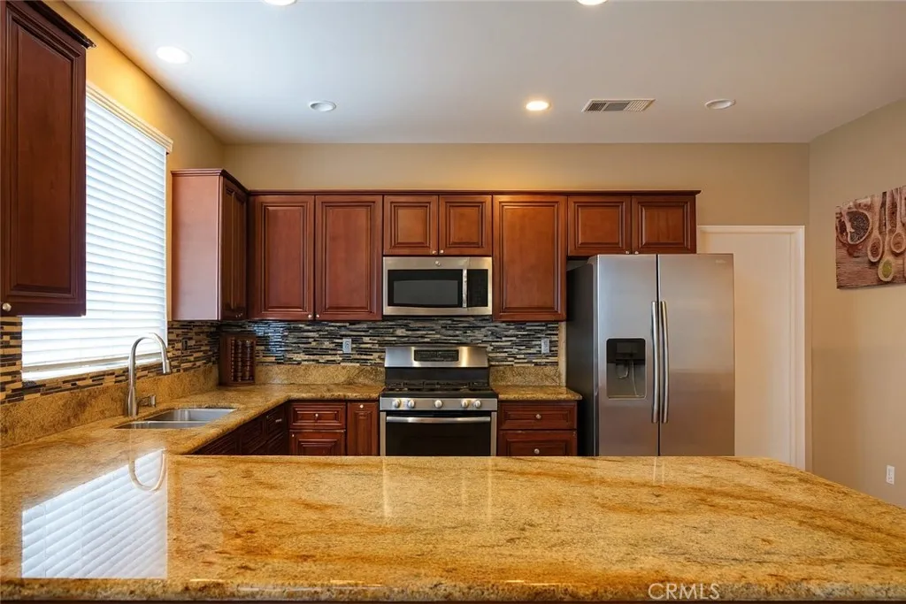 Additional image 9 of 13674 Buena Vista, Hesperia, CA 92344