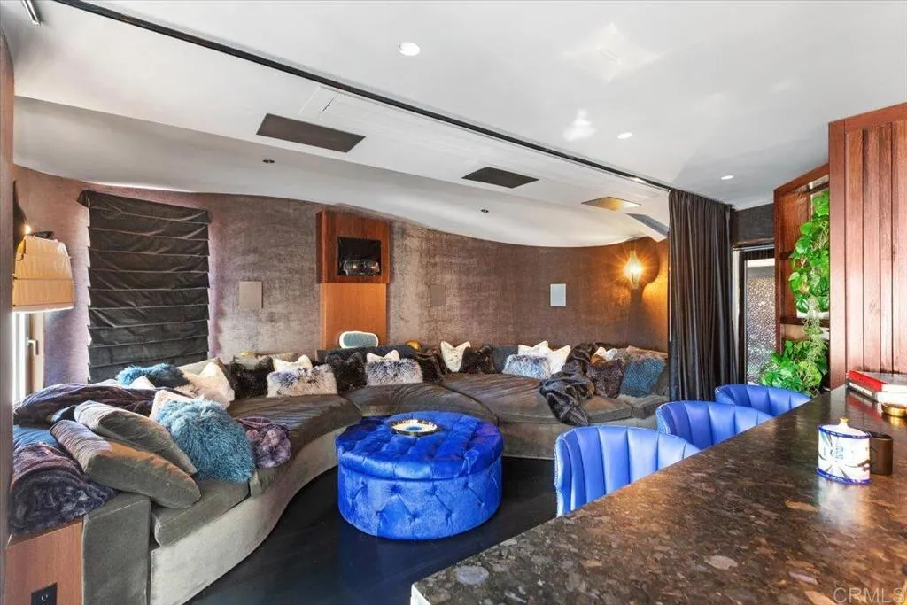 Additional image 13 of 3709 Ocean Front Walk, San Diego, CA 92109