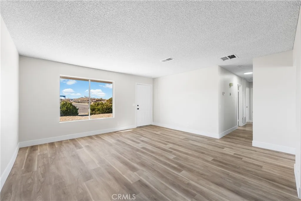 Additional image 12 of 40596 Fieldspring St, Lancaster, CA 93535