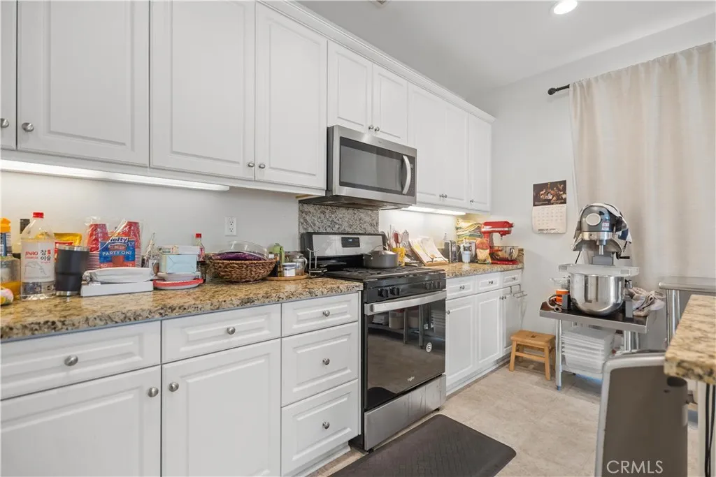 Additional image 48 of 2811 E Kendall Ln, Ontario, CA 91761