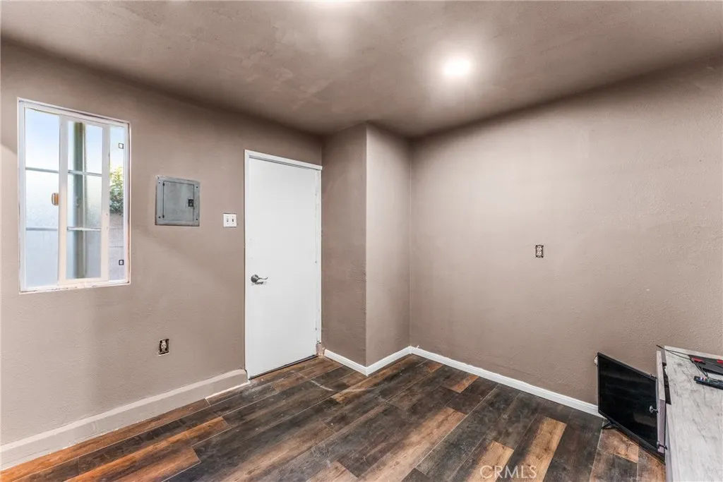 Additional image 63 of 839 S Aspen Ave, Bloomington, CA 92316