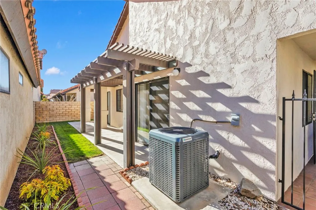 Additional image 29 of 19265 Pine Way, Apple Valley, CA 92308