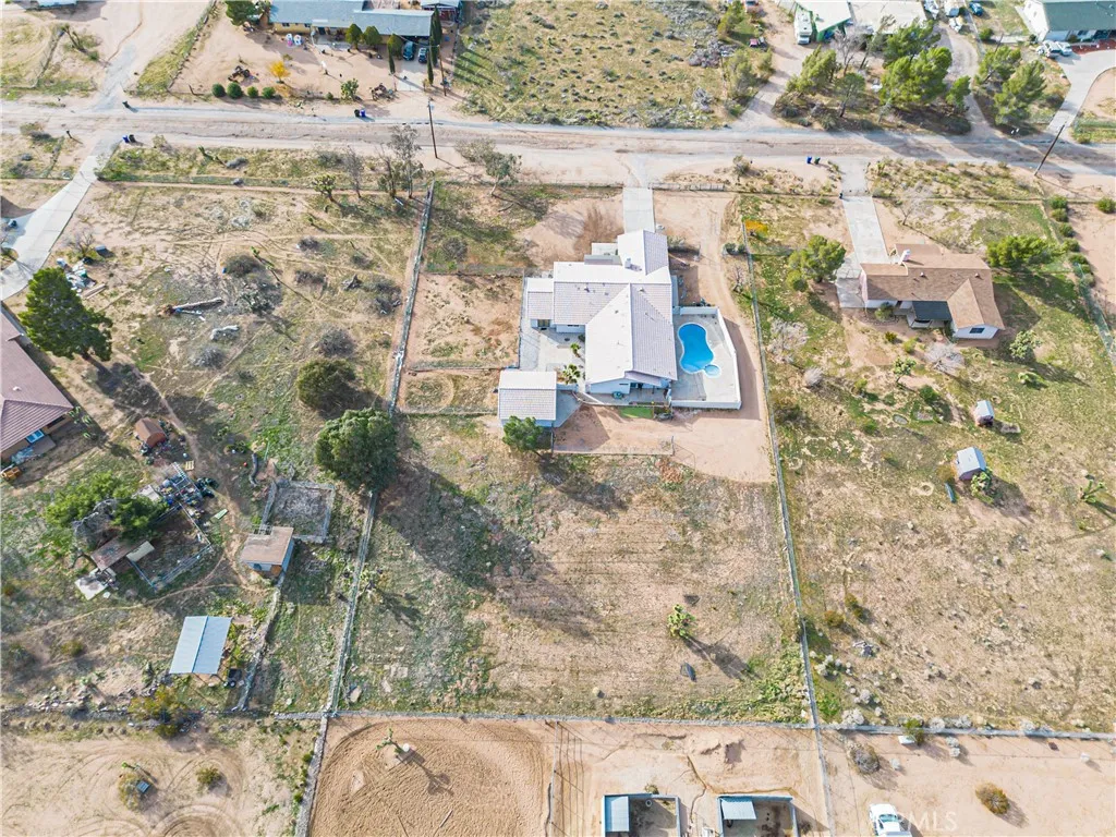 Additional image 97 of 9515 Juniper St, Apple Valley, CA 92308