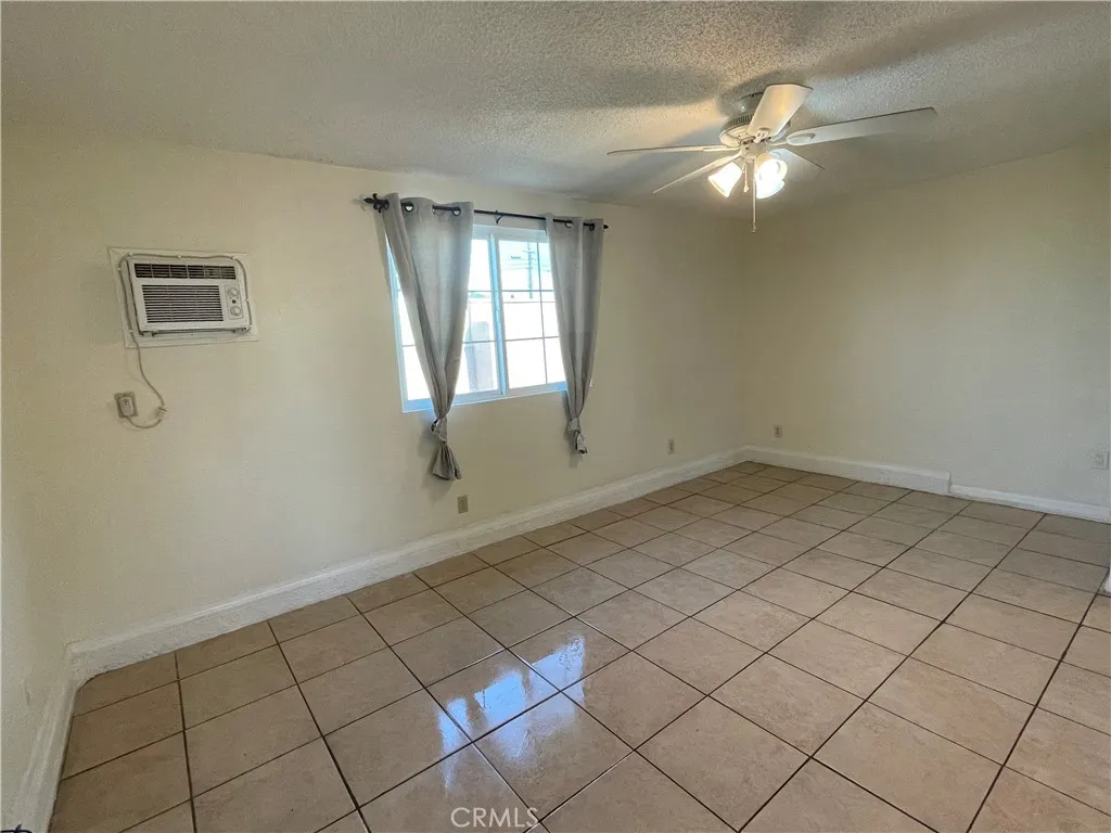 Additional image 118 of 2010 W Lumber St, Lancaster, CA 93536