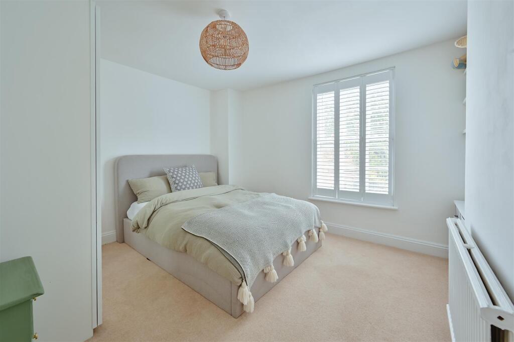 Additional image 6 of Westfield Road, Harpenden