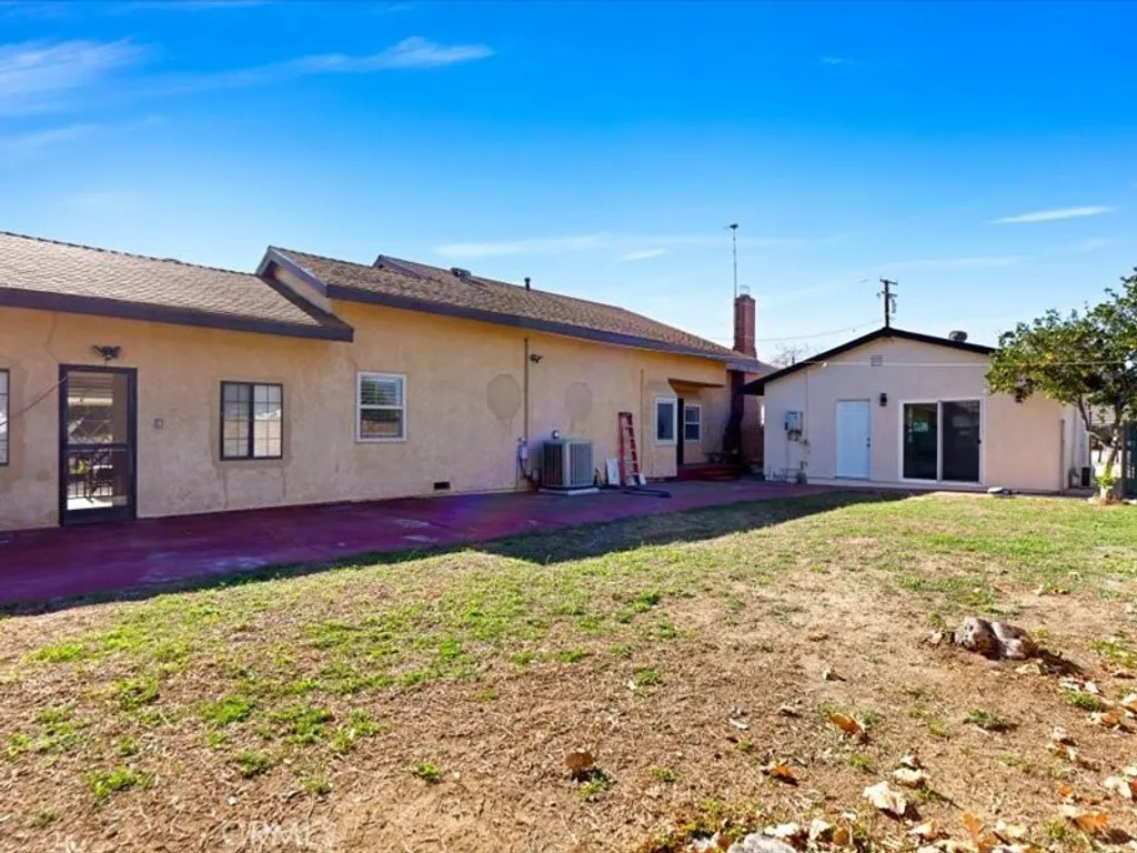 Additional image 39 of 9607 Cypress Ave, Fontana, CA 92335