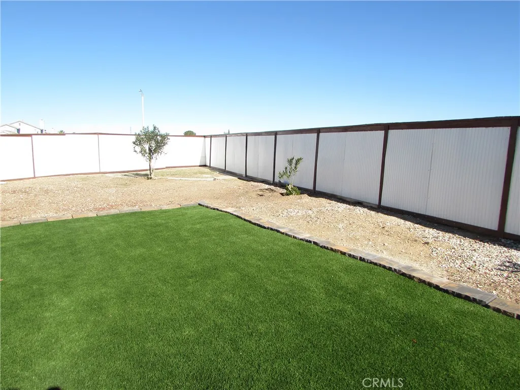 Additional image 6 of 11424 Dartmouth Court, Adelanto, CA 92301