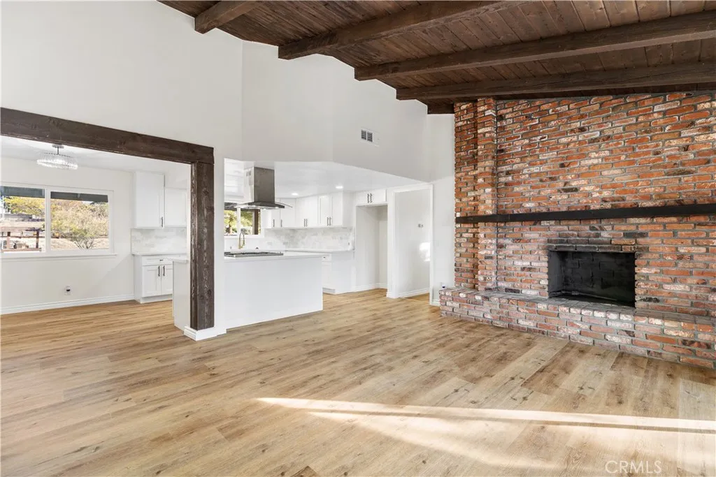 Additional image 78 of 19125 Hupa Rd, Apple Valley, CA 92307