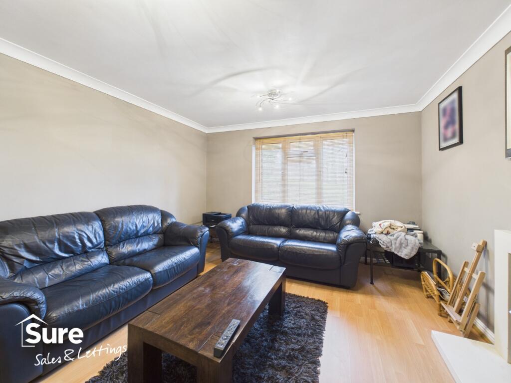 Additional image 4 of Ronald Court, Oakwood Road, Bricket Wood, St. Albans, Hertfordshire, AL2 3ET