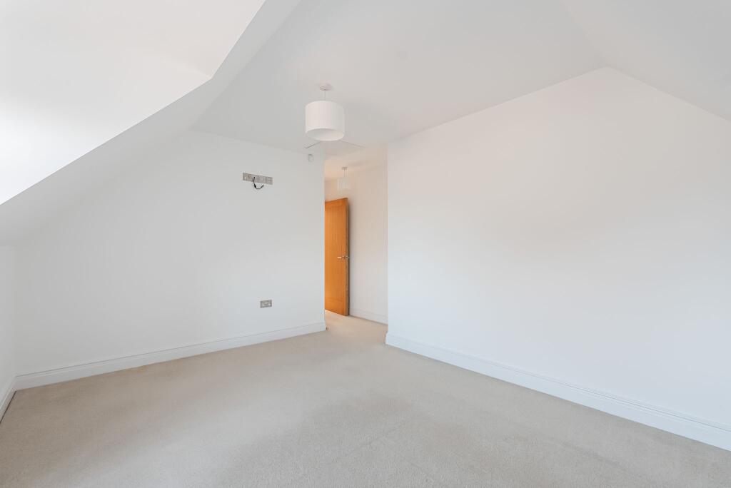 Additional image 10 of Bluebridge Road, Brookmans Park, AL9