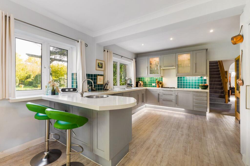 Additional image 5 of Poynings Close, Harpenden, Hertfordshire
