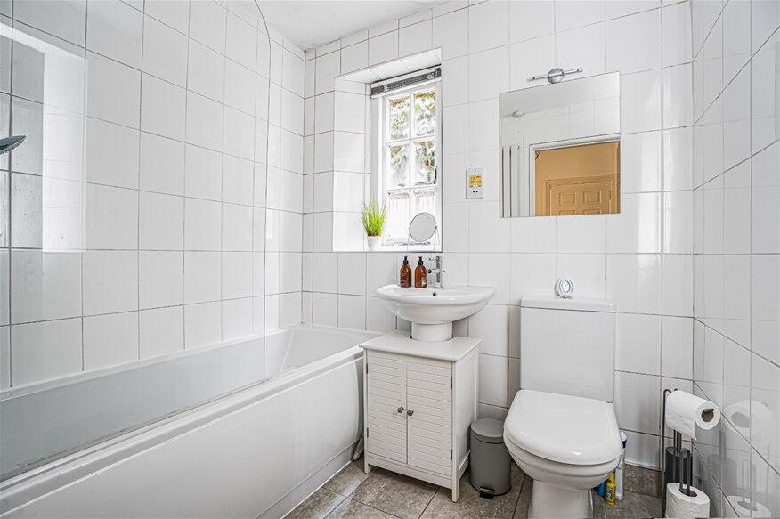 Additional image 9 of Clarence Road, Harpenden, AL5