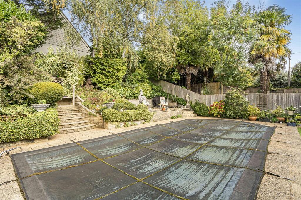 Additional image 28 of Robbery Bottom Lane, Welwyn