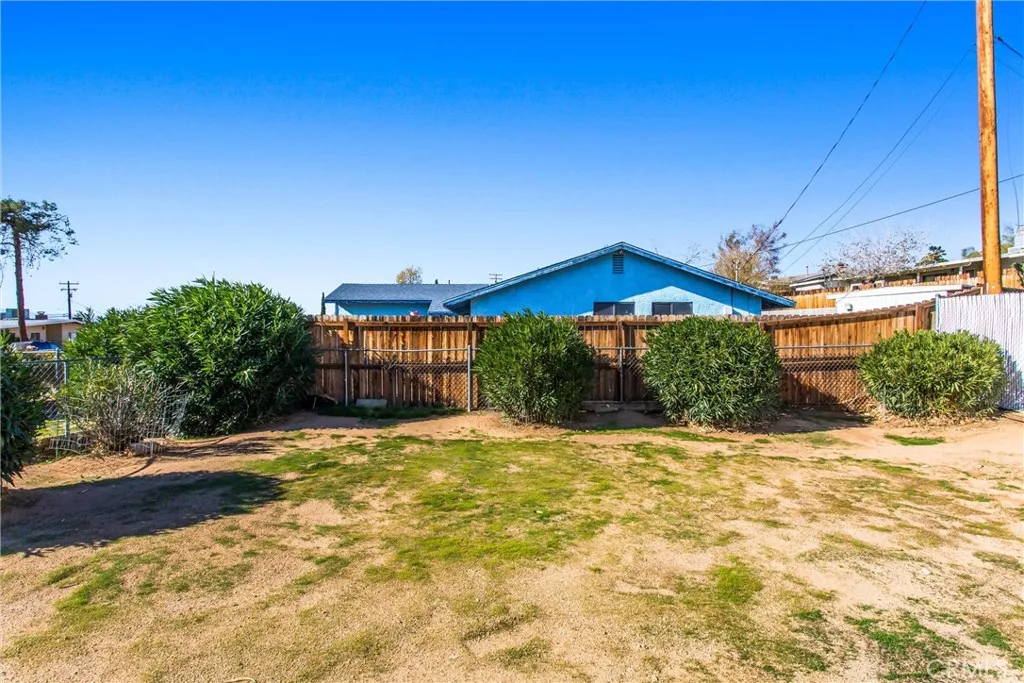 Additional image 62 of 16422 Tolowa Rd, Apple Valley, CA 92307