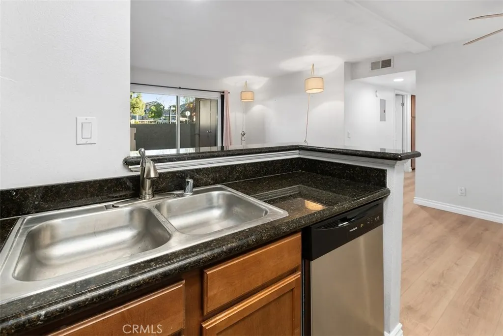 Additional image 60 of 200 E Alessandro Unit 72, Riverside, CA 92508