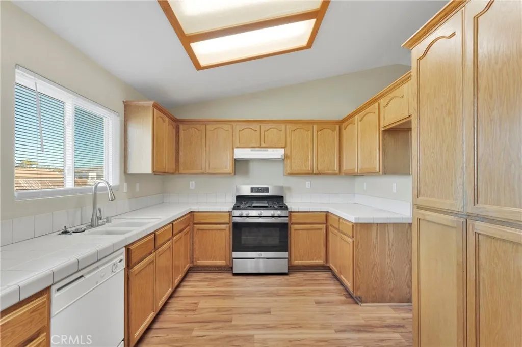 Additional image 53 of 22186 Pahute Rd, Apple Valley, CA 92308