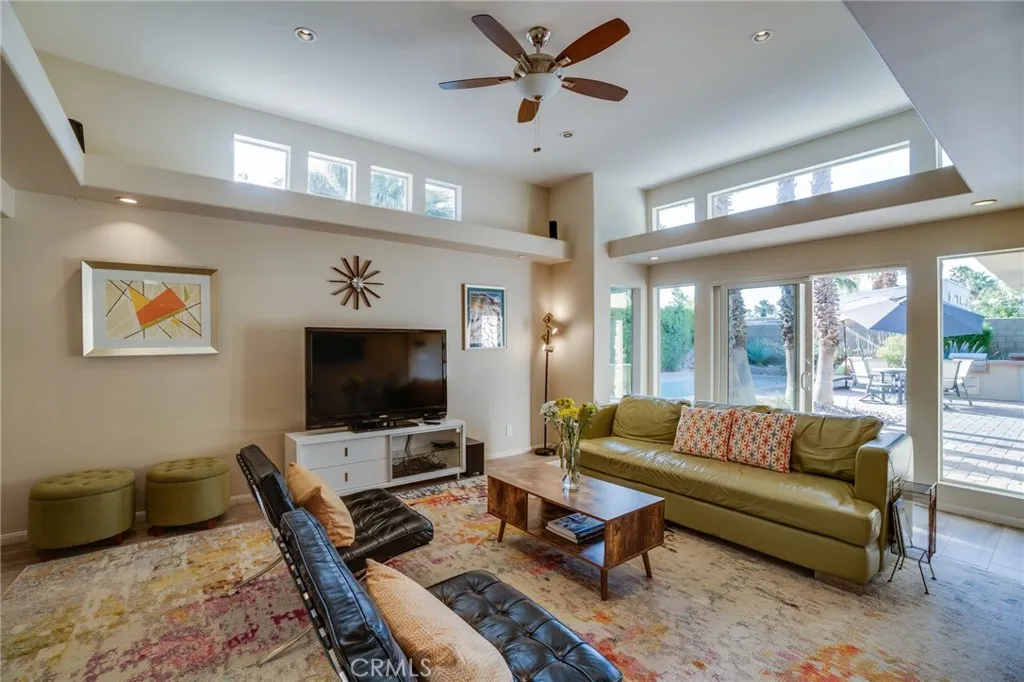 Additional image 17 of 576 E Desert Holly Circle, Palm Springs, CA 92262