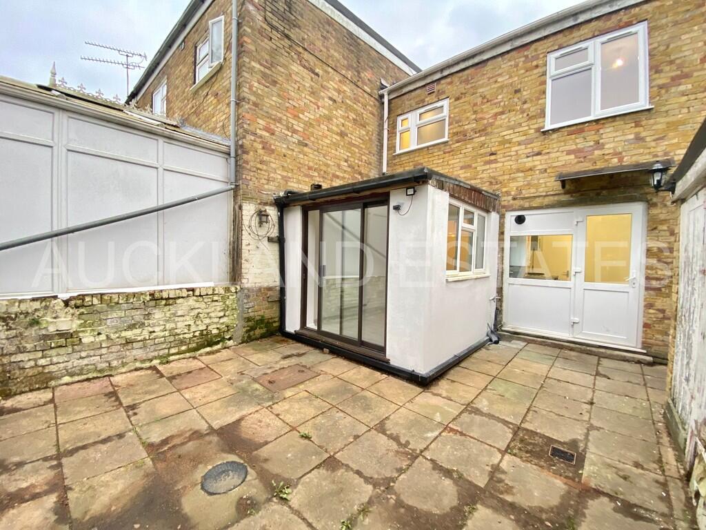 Additional image 19 of Honeysuckle gardens, Hatfield