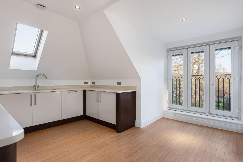 Additional image 5 of Bluebridge Road, Brookmans Park, AL9