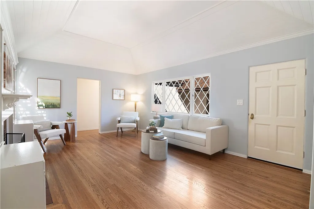 Additional image 9 of 1324 W Morningside Dr, Burbank, CA 91506