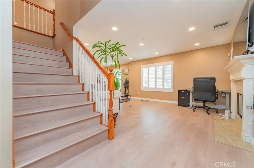 Additional image 6 of 819 W Duarte Road, Monrovia, CA 91016