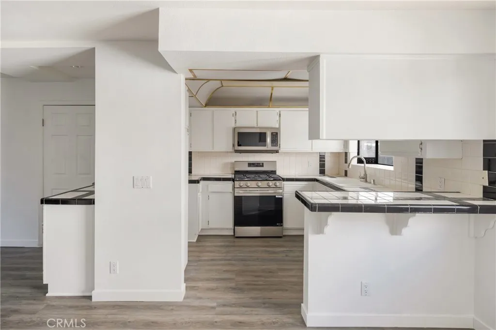 Additional image 12 of 9144 Burnet Unit 31, North Hills, CA 91343