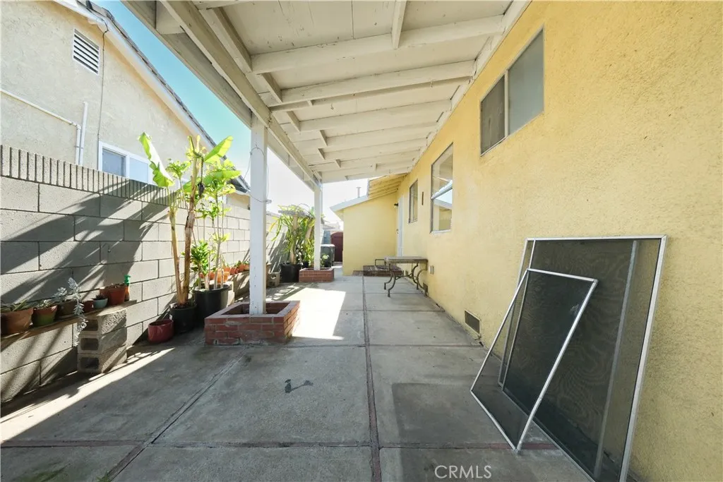 Additional image 71 of 419 W Martinshire St, Carson, CA 90745