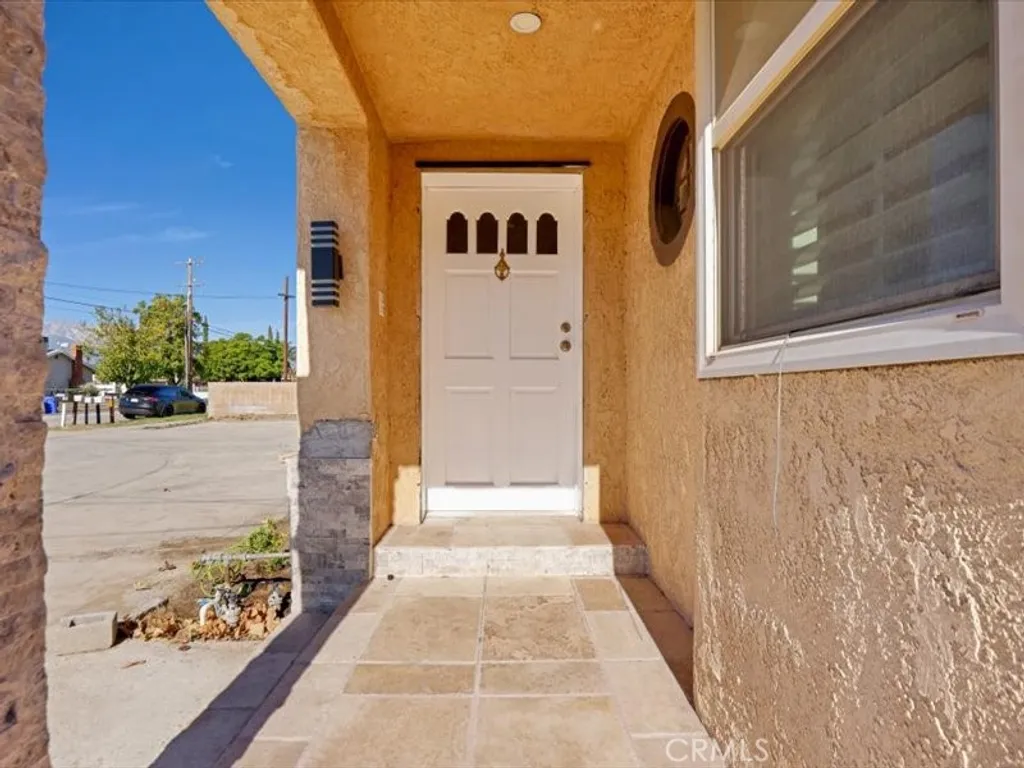 Additional image 3 of 9607 Cypress Ave, Fontana, CA 92335