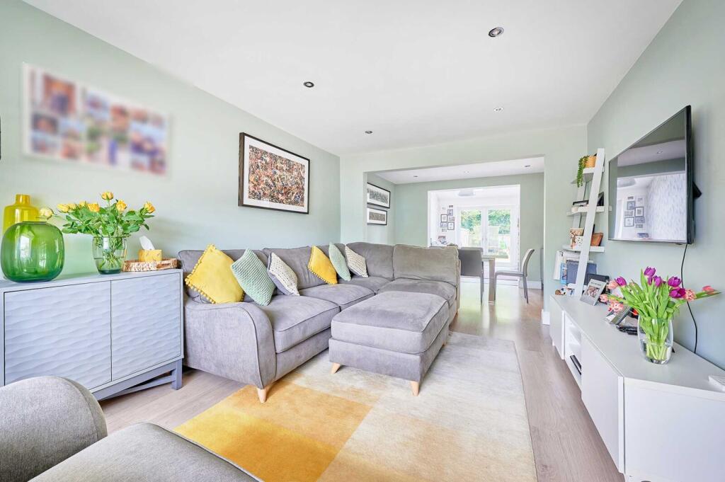 Additional image 20 of Claremont, Bricket Wood, St. Albans, Hertfordshire, AL2