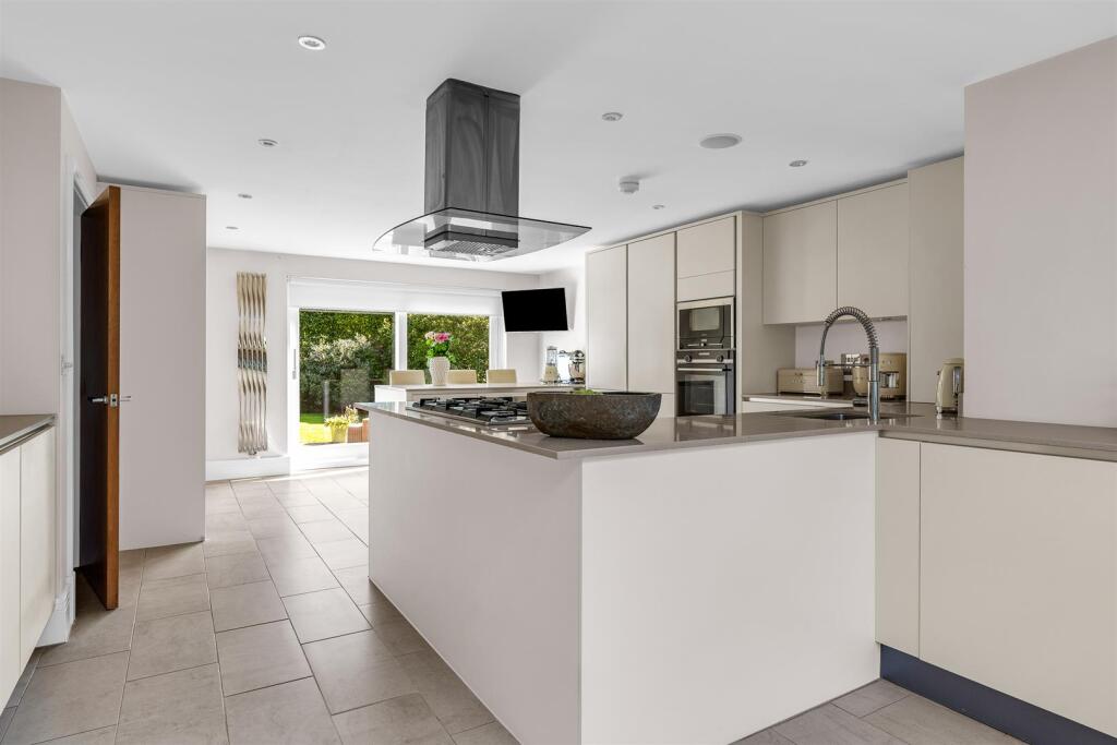 Additional image 7 of Sevenacres, Tewin, Welwyn