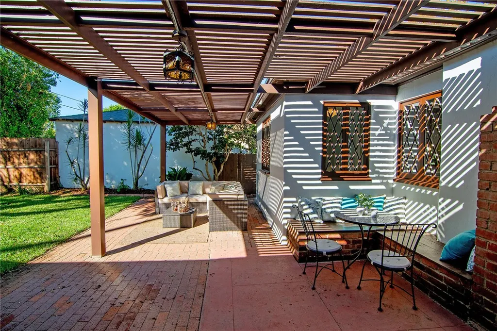 Additional image 32 of 1324 W Morningside Dr, Burbank, CA 91506