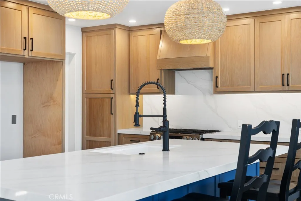 Additional image 33 of 286 Carefree Ln, Costa Mesa, CA 92627