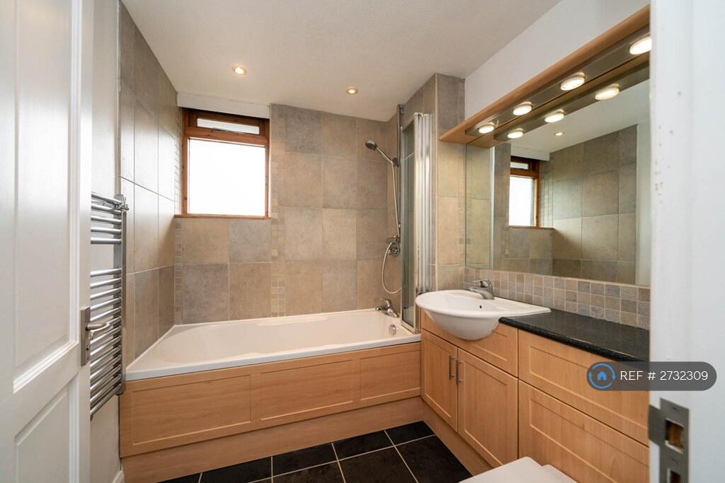 Additional image 8 of Carlisle Avenue, St. Albans, AL3